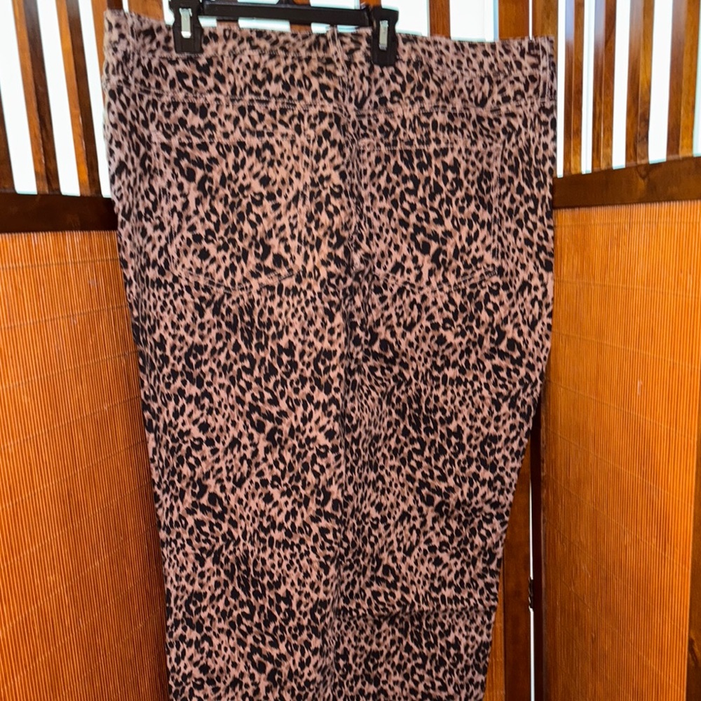 Terra & Sky Animal Print Straight Leg Jeans 18WP NWT ⭐️
